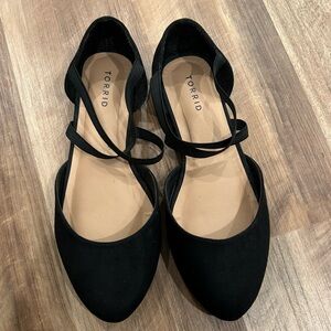 Torrid women’s black flats